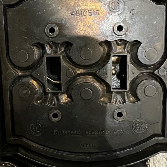General Electric 1974 double light switch border (4) - Picture 3 of 4